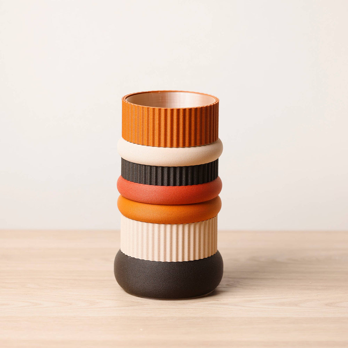 Modular, watertight vase - Wooden base, modern, minimalist