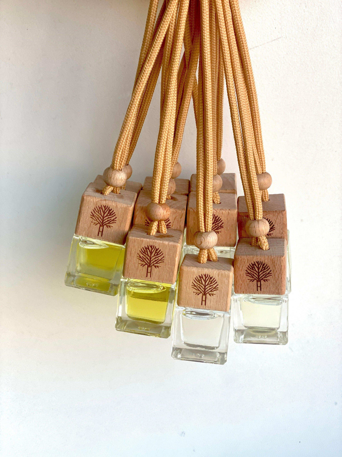 Automobilio kvapas „Monoi de Tahiti“ (8 ml)