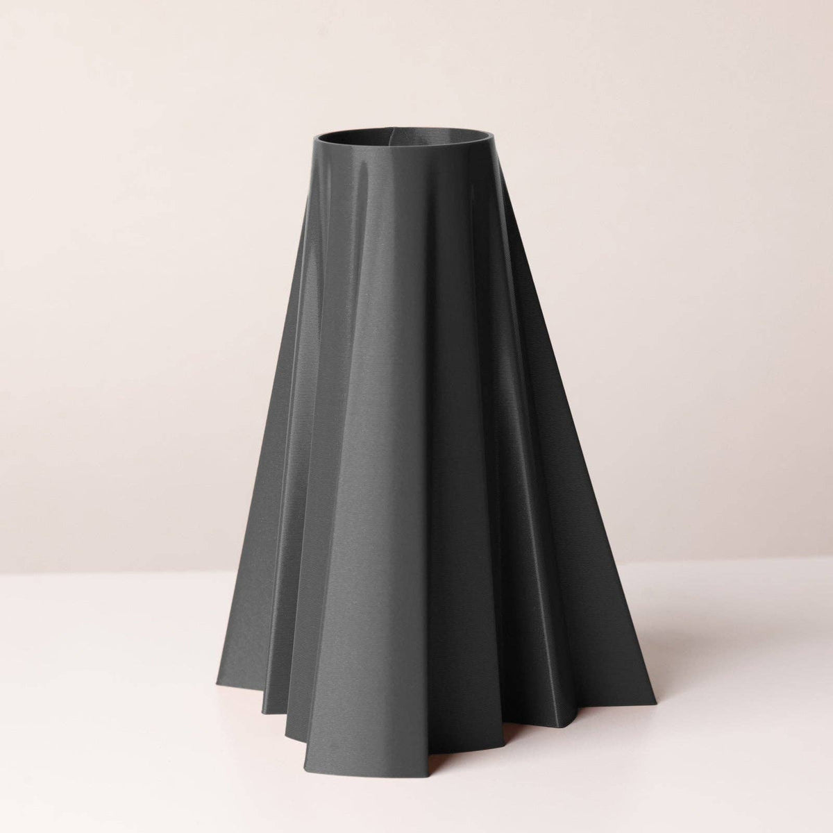 Watertight Vase - Plant based - Earthy colors - Aero